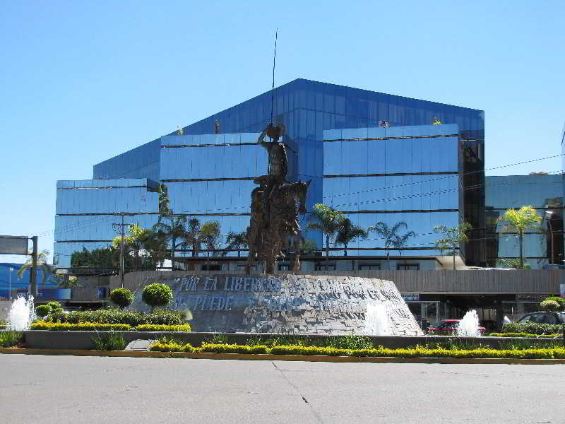 Aranzazu Plaza Kristal Aguascalientes Hotel Esterno foto
